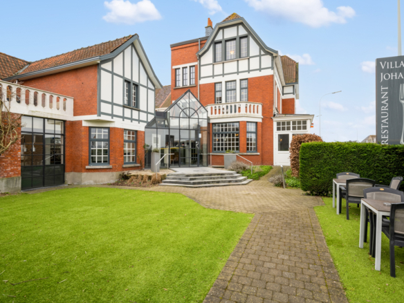 Villa Johanna unieke charme,gevestigde waarde,warme uitstraling en gelegen op een toplocatie! Verkocht !